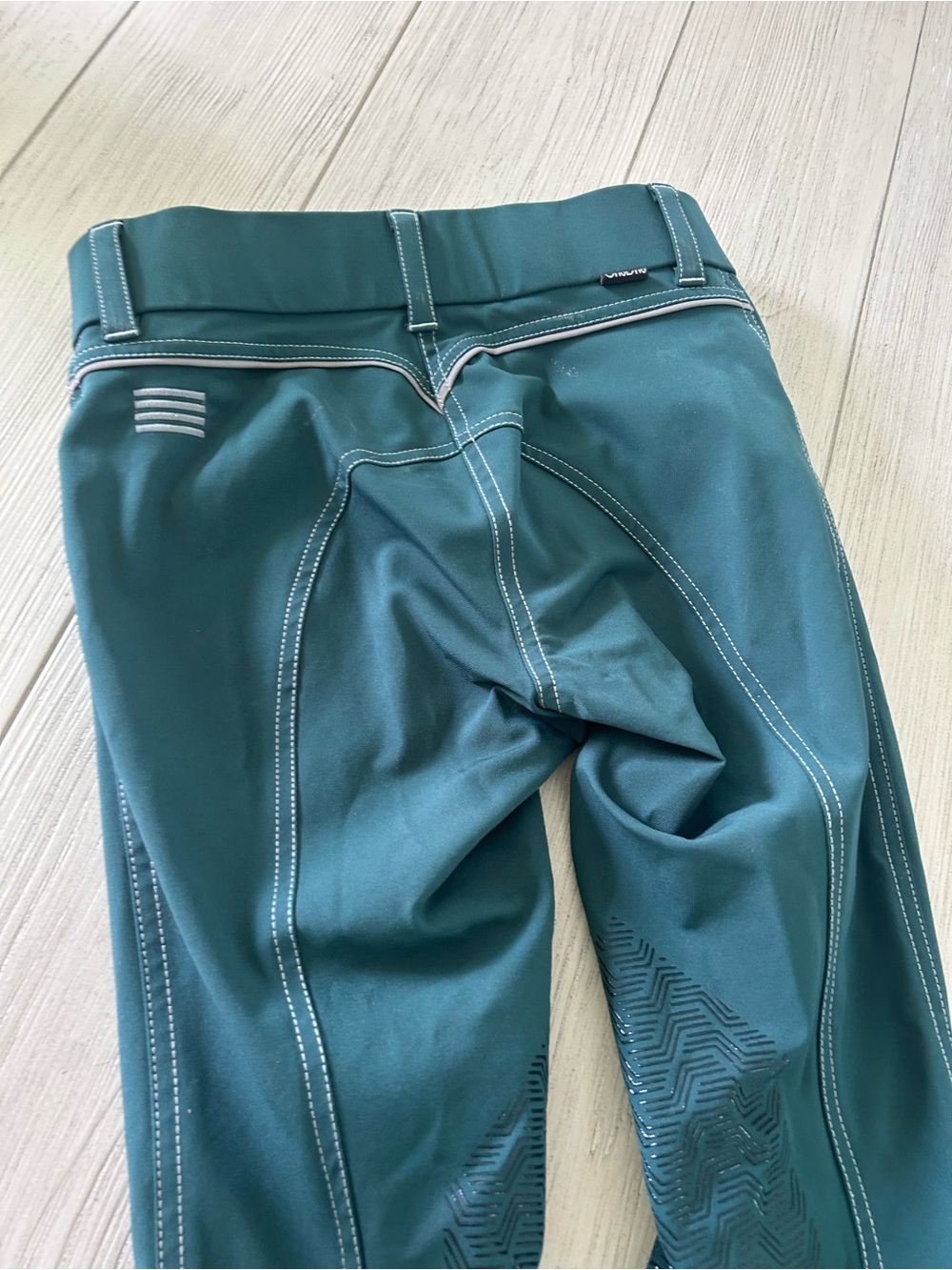 GhoDho "Elara" knee patch breech. Size 26. NEVER worn. Paid 225$ sell 99$. - Picture 3 of 5